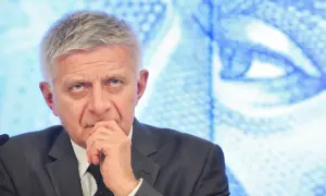 Ile zarabiał Belka w NBP? Zaskakujące fakty o jego wynagrodzeniu